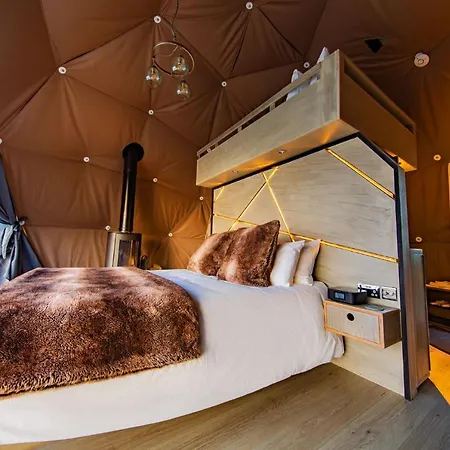 Luna Domes Chiddingstone Exterior photo