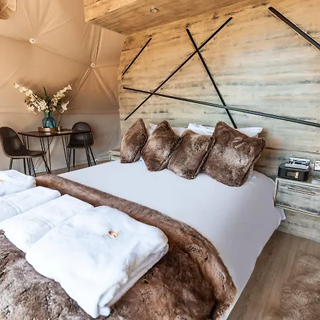 Luna Domes Chiddingstone Exterior photo