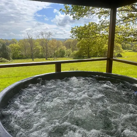 Luna Domes Chiddingstone Exterior photo