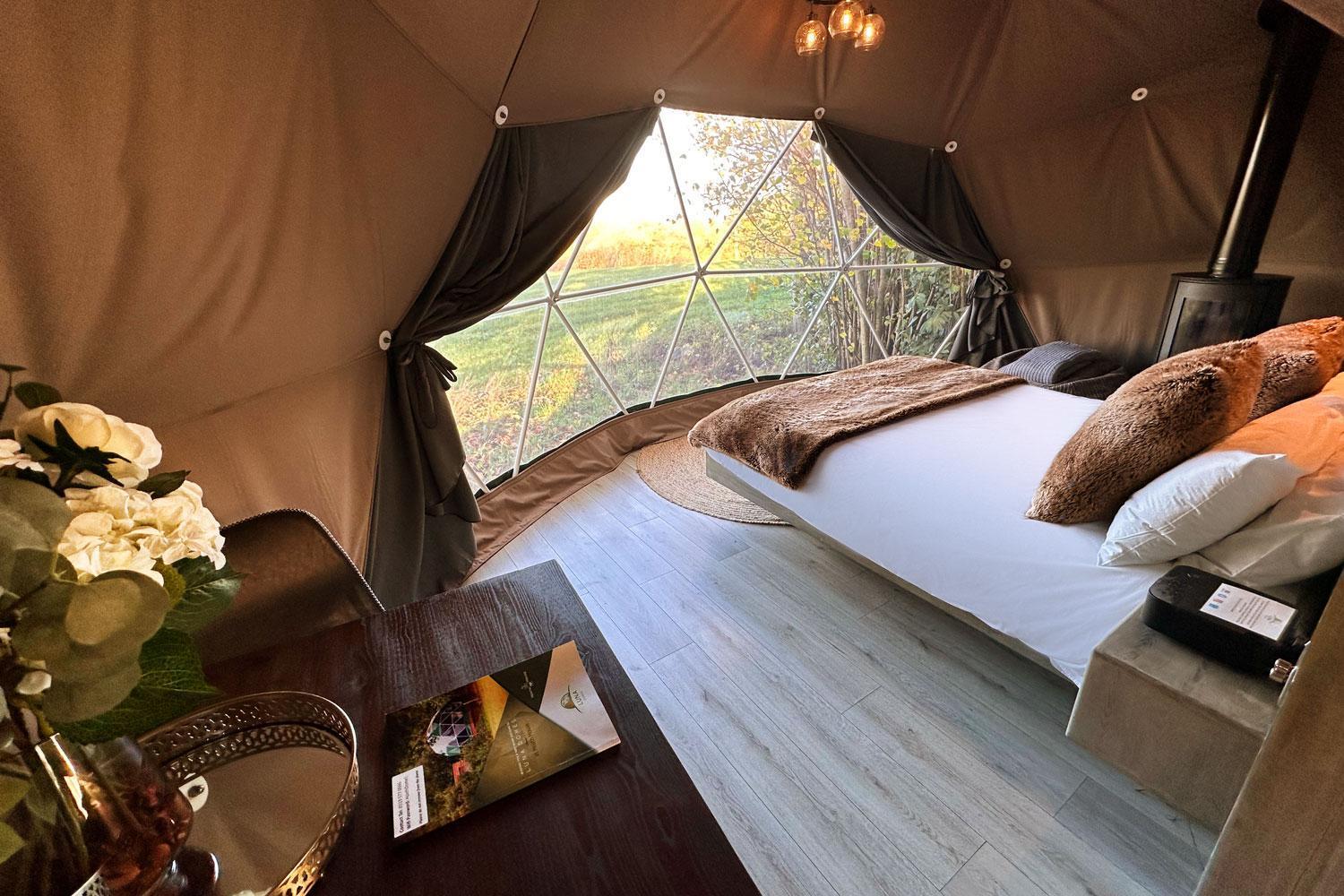 Luna Domes Lodge *