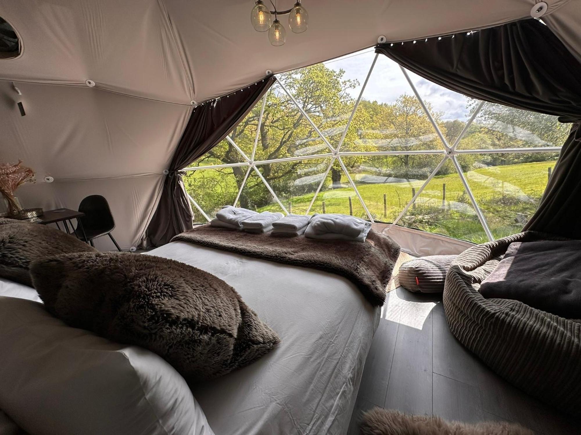 Lodge Luna Domes *