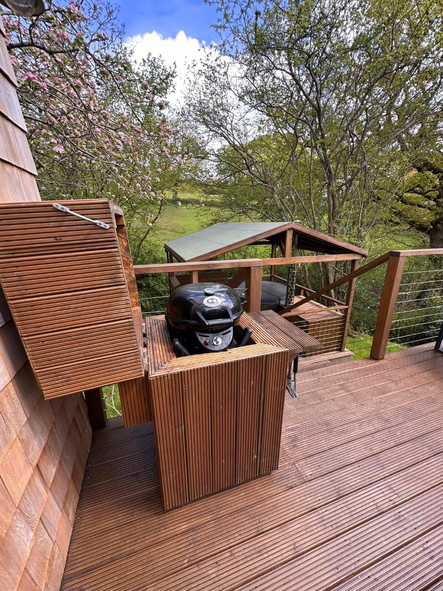 Lodge Luna Domes