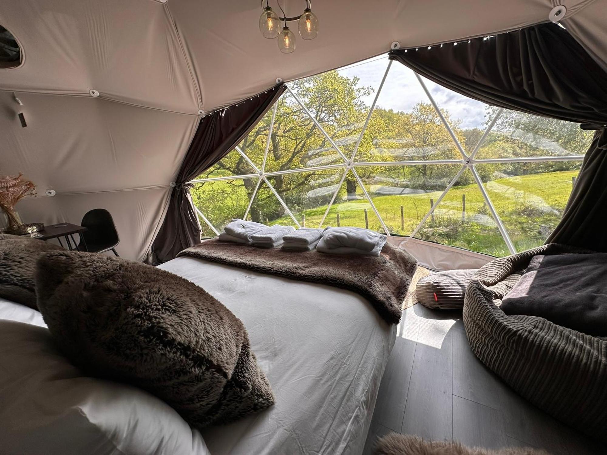 Luna Domes Chiddingstone