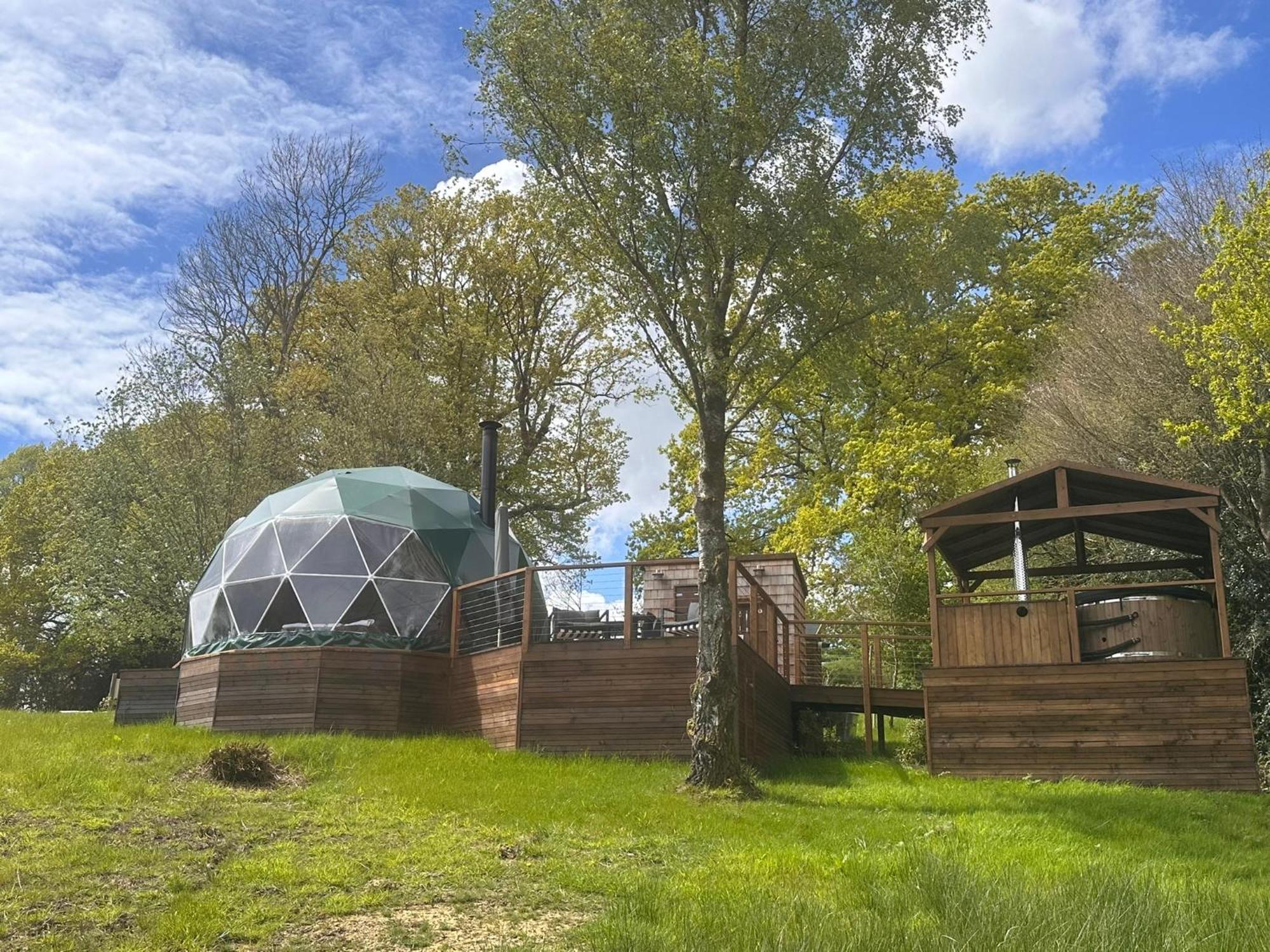 Luna Domes * Chiddingstone